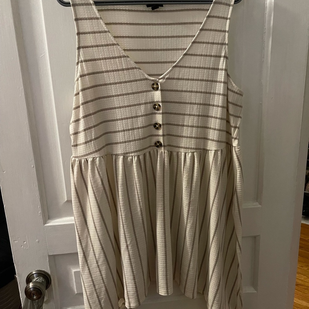Torrid Size 3 Flowing Tank